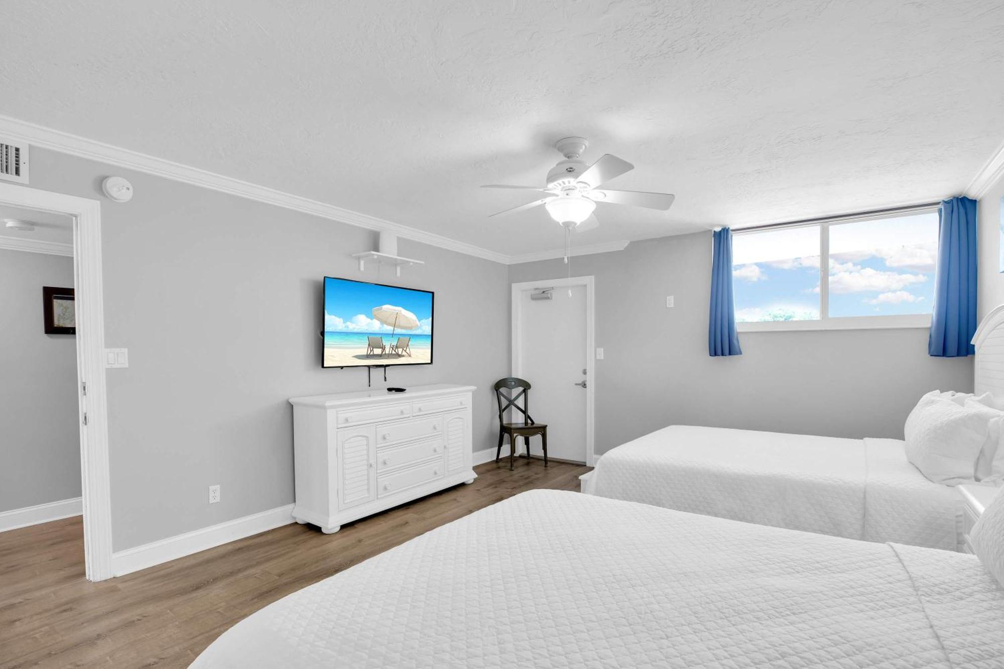 Eleuthera - 2X2 Fully Updated Old Town Waterfront Corner Condo Key West Eksteriør billede