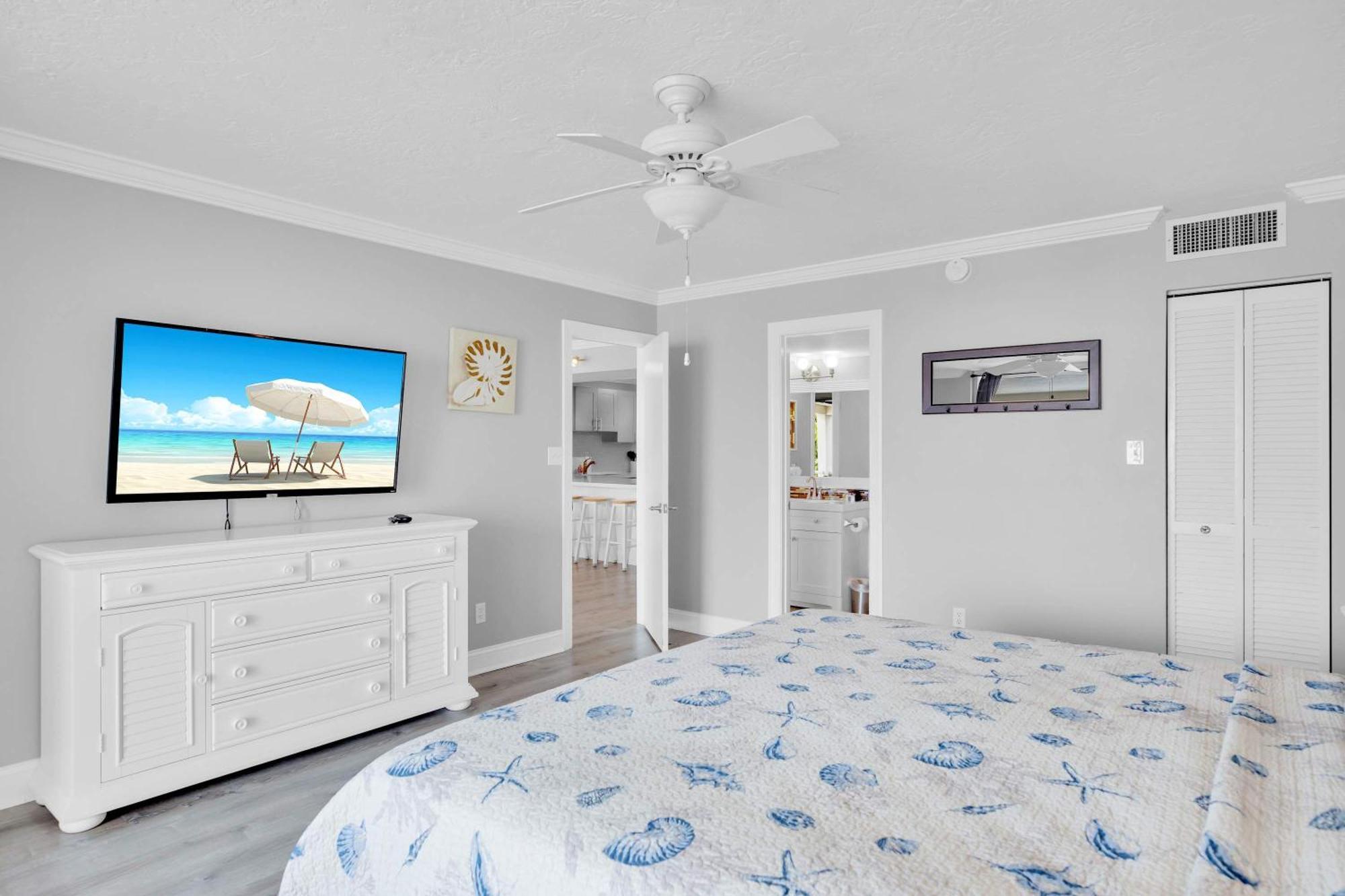 Eleuthera - 2X2 Fully Updated Old Town Waterfront Corner Condo Key West Eksteriør billede