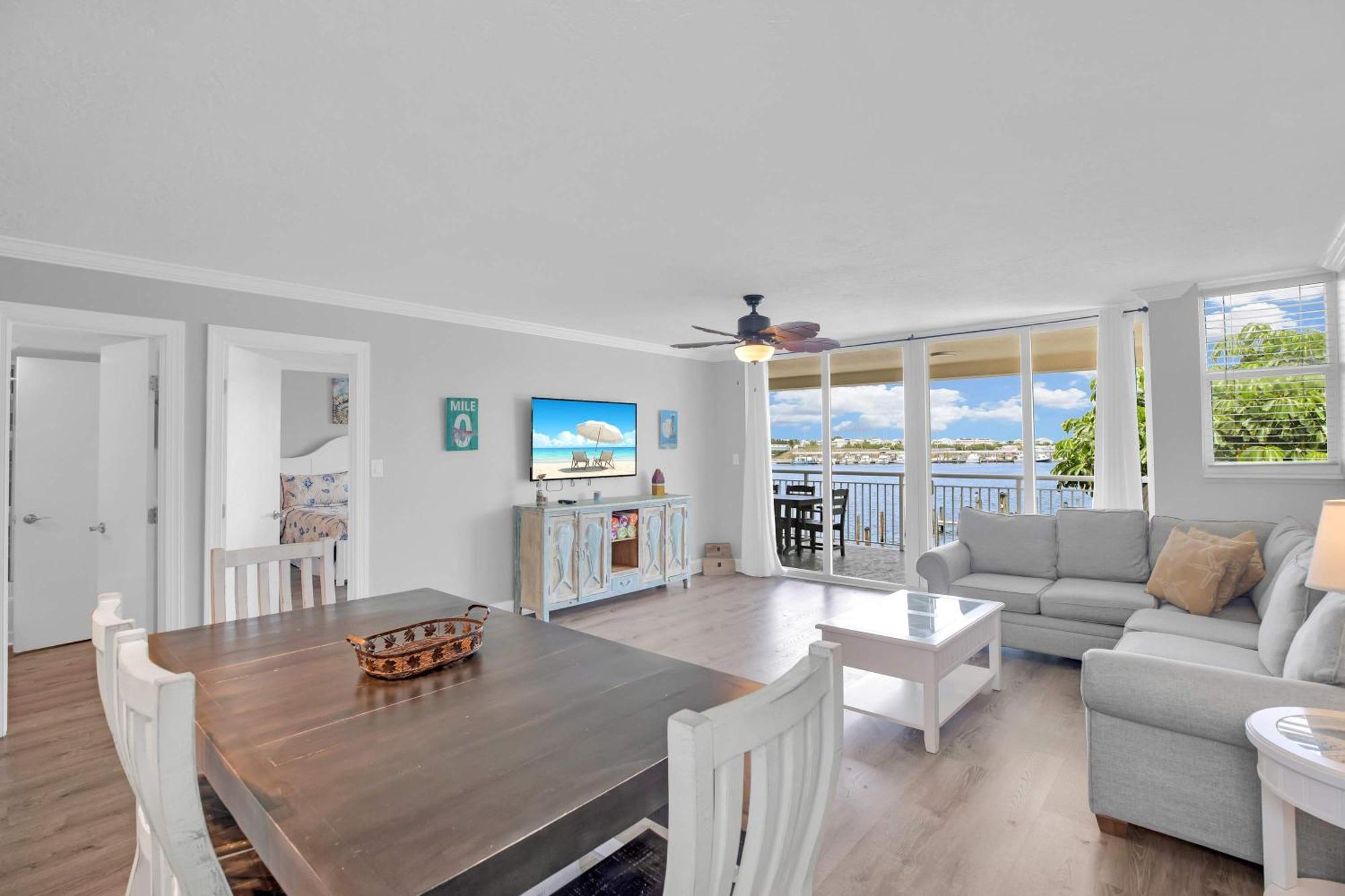 Eleuthera - 2X2 Fully Updated Old Town Waterfront Corner Condo Key West Eksteriør billede