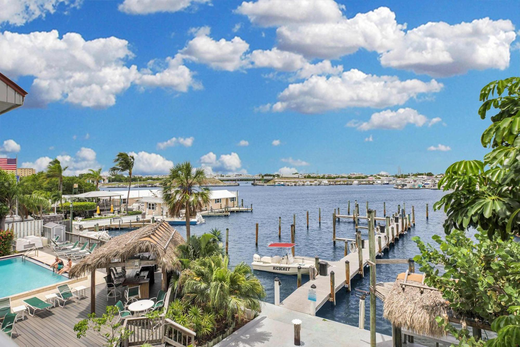 Eleuthera - 2X2 Fully Updated Old Town Waterfront Corner Condo Key West Eksteriør billede