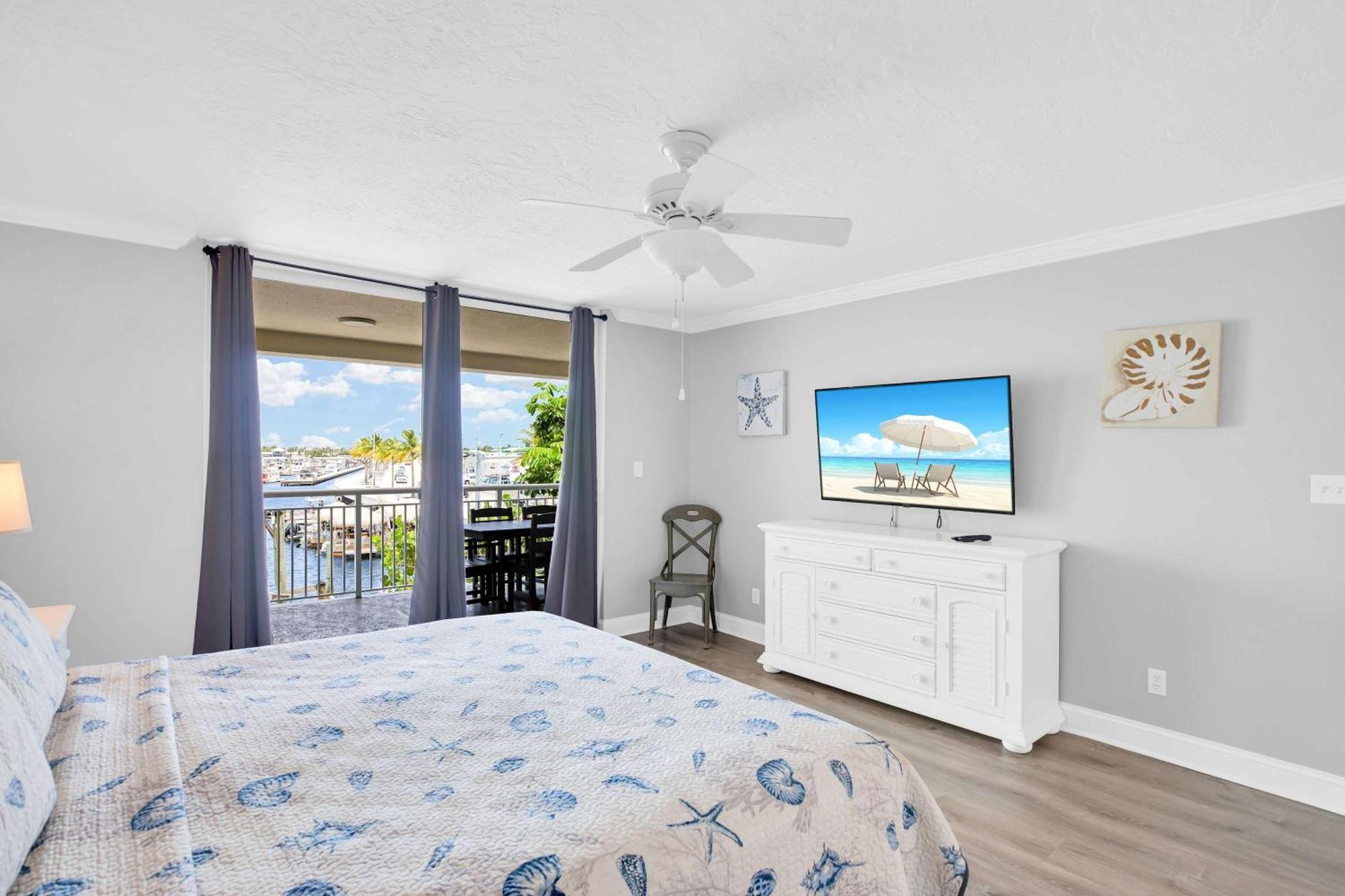 Eleuthera - 2X2 Fully Updated Old Town Waterfront Corner Condo Key West Eksteriør billede